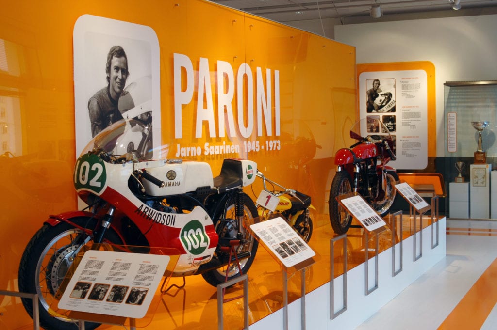 2010_Paroni_Jarno Saarinen Urheilumuseon näyttely 2010 Paroni – Jarno Saarinen 1945‒1973