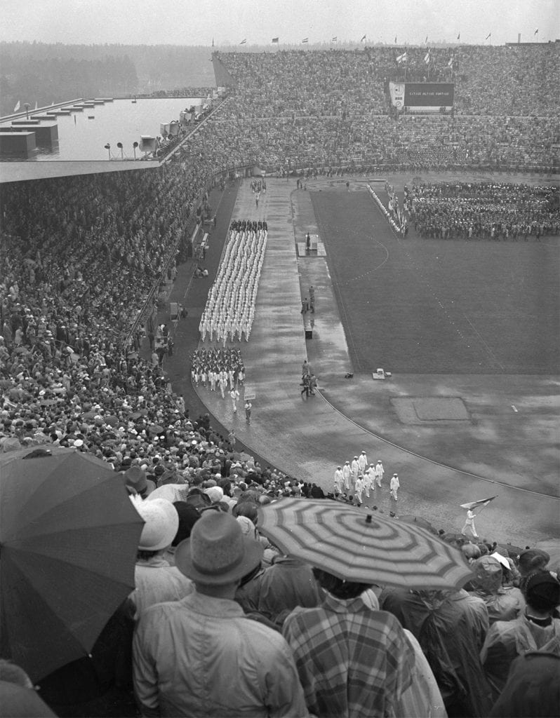 Helsingin olympialaisten avajaiset The opening ceremony of the Helsinki Games on 19 July 1952.