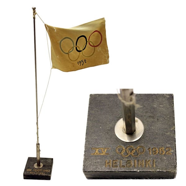 helsinki-1952_table pennant Helsinki Olympic Games 1952 Table pennant The Sports Museum of Finland